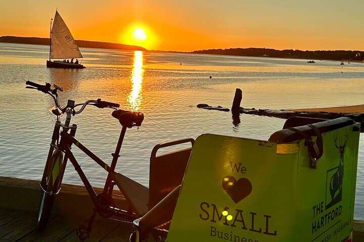 Private Open-Air Pedicab Tour in Provincetown: Coastal Sightseeing & Art Stops photo 2