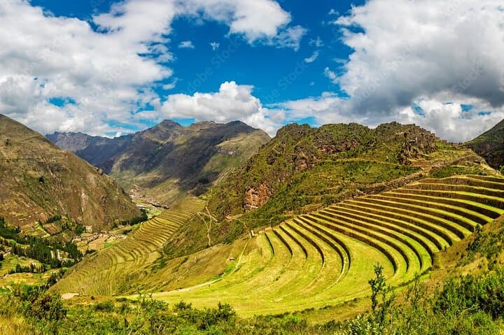 Sacred Valley and Machu Picchu Panoramic Train: 2-Day Guided Tour from Cusco photo 3