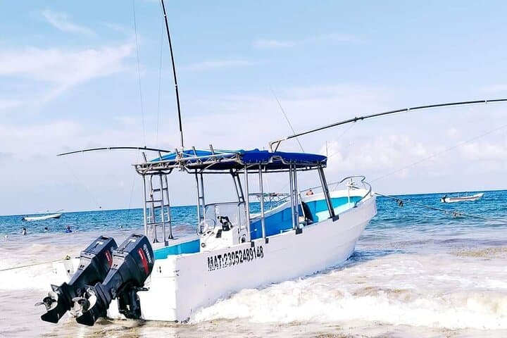 Sport Fishing in Tulum: Offshore Trophy Fish and Local Ceviche photo 2