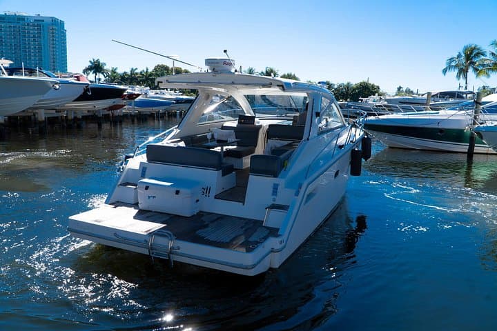 40-Foot Sealine Charter Miami: Biscayne Bay Island, Sunset & VIP Cruise photo 3