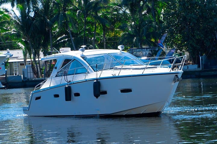 40-Foot Sealine Charter Miami: Biscayne Bay Island, Sunset & VIP Cruise photo 1