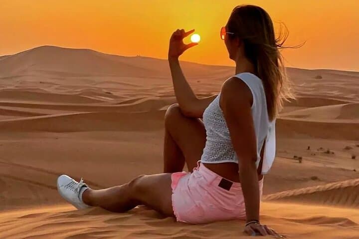 Dubai Private Desert Safari by 4x4 with BBQ Dinner — Evening Desert Adventure photo 4