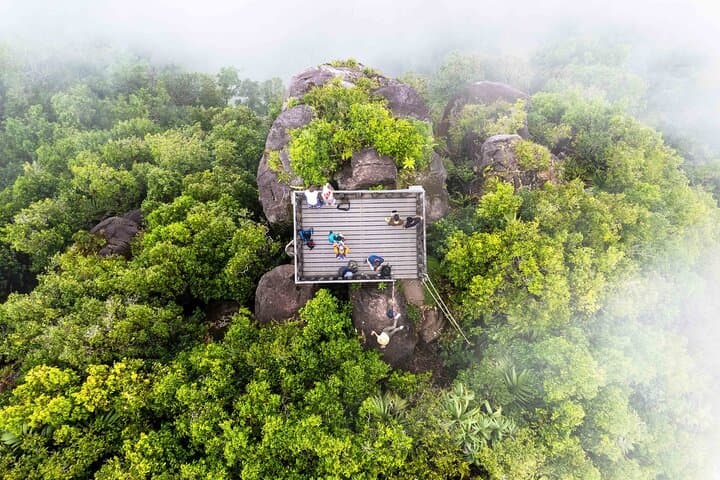 Morne Blanc Nature Trail: Steep Hike & Panoramic Views on Mahé, Seychelles photo 6