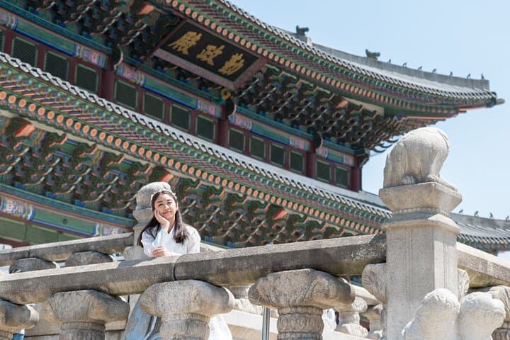 Flexible Private Van Tour in Seoul: Custom City Tours with Local Experts photo 2