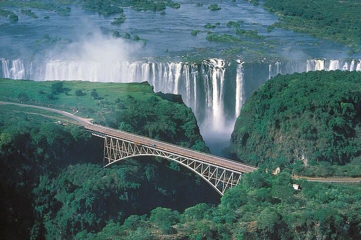 Victoria Falls Guided Walking Tour — Zambia’s Knife-Edge & Boiling Point Experience photo 5