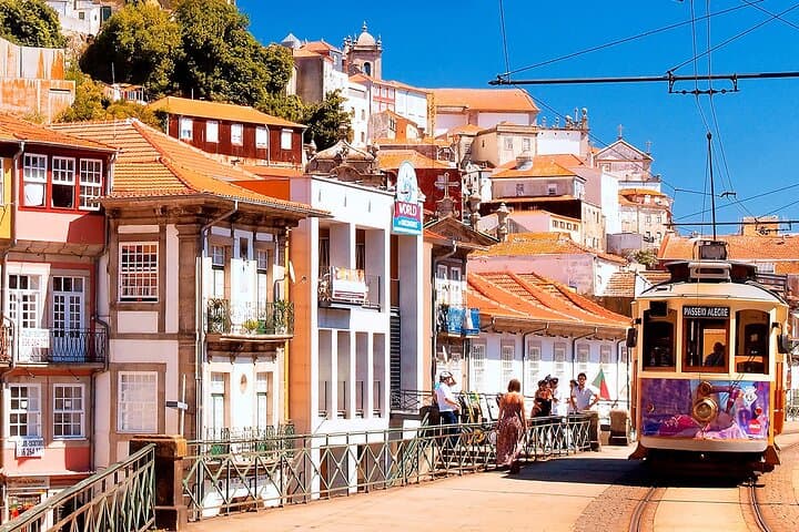 Porto Gastronomy Immersive Food Tour: Mercado Walks & Historic Bites photo 4