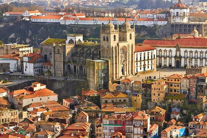 Porto Gastronomy Immersive Food Tour: Mercado Walks & Historic Bites photo 5
