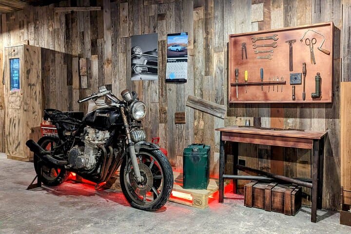 Zombie Outbreak Escape Room Miami Beach: Immersive 60-Min Survival Challenge