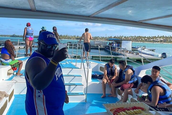 Punta Cana Half-Day Beach Boat Party and Natural Pool Snorkel photo 3
