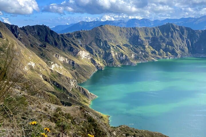 Custom Ecuador Day Guide: Quito, Cotopaxi, Quilotoa & Waterfalls