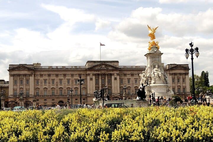 Full-Day Private London Tour: Tower of London, Westminster Abbey & Thames Cruise photo 5
