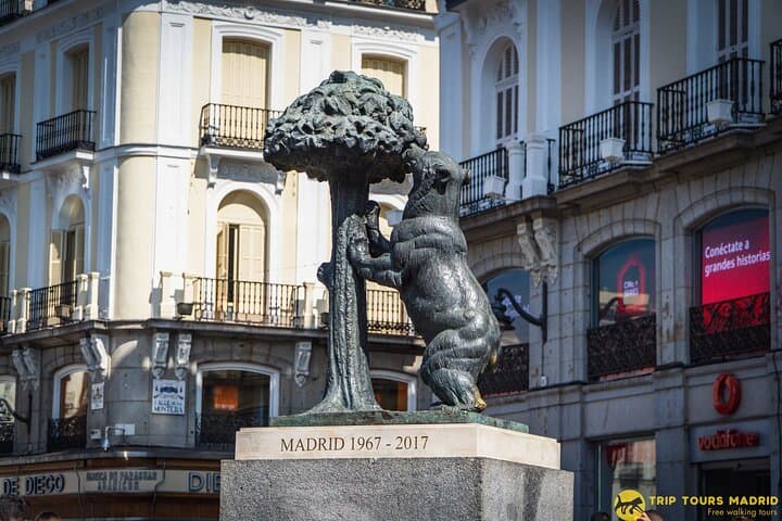 Madrid of the Austrias Walking Tour: Historic Center Guided Experience photo 4