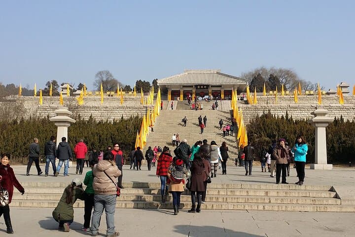 Hukou Waterfall & Huangdi Mausoleum Day Trip from Xi'an photo 3