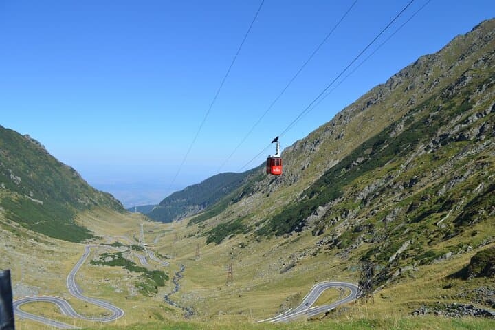 Transfagarasan Road Trip from Brasov — Drive to Balea Lake and Alpine Pass photo 3