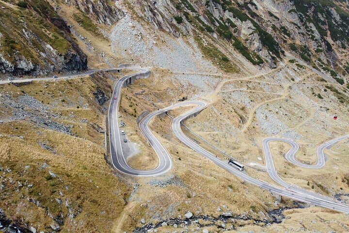 Transfagarasan Road Trip from Brasov — Drive to Balea Lake and Alpine Pass photo 5