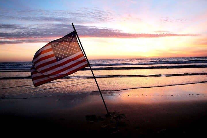 Discover History on a Private Normandy D-Day Tour from Paris