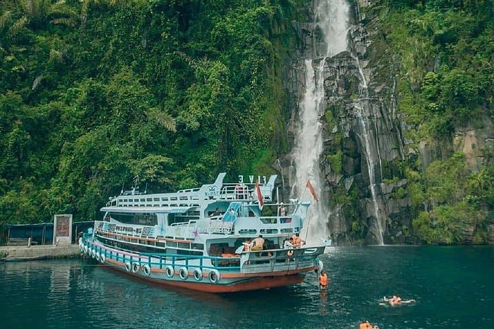 Half-Day Samosir Island Hopping: Situmurun Waterfall & Sigapiton Village Tour photo 2