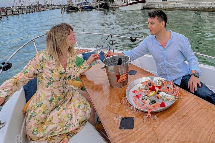 Sunset Cruise to Burano with Aperitif and Gatto Nero Dinner photo 5