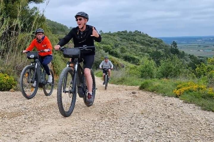 Nazaré Off‑Road E‑Bike Coast Tour: Mountains, Viewpoints & Bay Stops