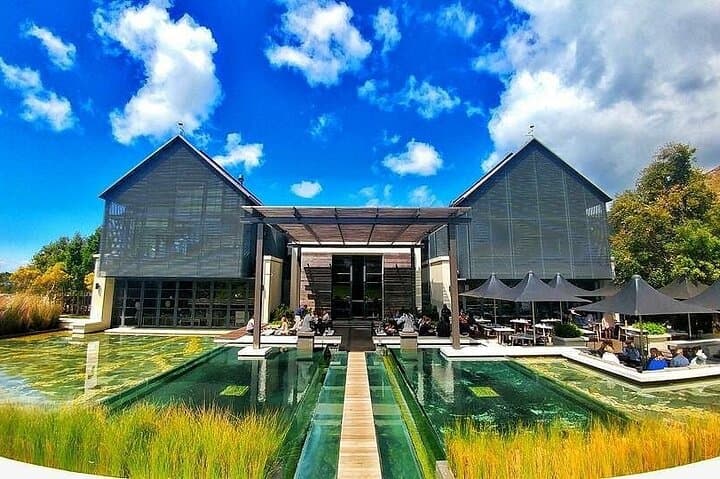 Private Drive in the Constantia Winelands: Groot Constantia, Steenberg & Constantia Glen photo 2