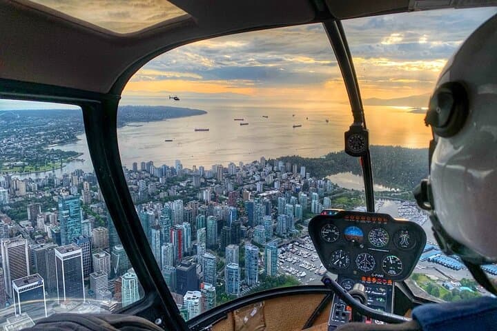 Vancouver Helicopter City Tour — Pre/Post-Cruise Aerial Flight with Hotel Pickup photo 2