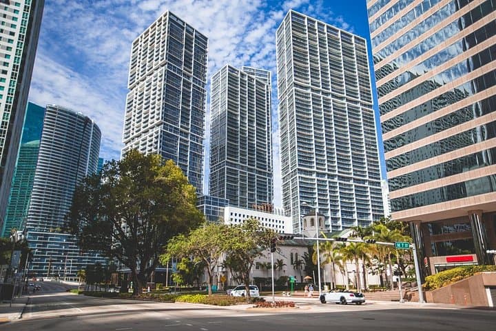 Miami Beaches Self-Guided Driving Audio Tour — South Beach to Coconut Grove by Car photo 6