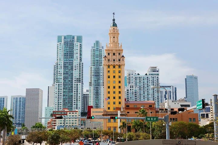 Miami Beaches Self-Guided Driving Audio Tour — South Beach to Coconut Grove by Car photo 5