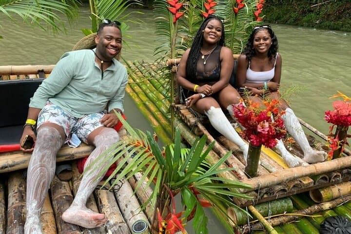 Montego Bay Bamboo Rafting and Limestone Massage on the Great River photo 6