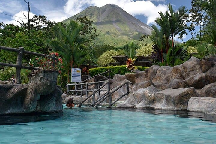 Arenal Volcano Full-Day Hike and Hot Springs with Lunch — La Fortuna Adventure photo 4