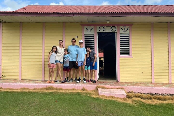 Punta Cana Cultural Half-Day: Cocoa, Cigars & Higüey Basilica Tour