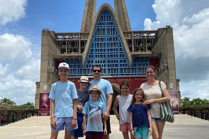 Punta Cana Cultural Half-Day: Cocoa, Cigars & Higüey Basilica Tour photo 3
