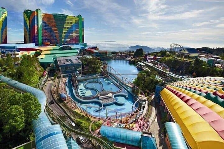 Genting Highlands Day Trip from Kuala Lumpur — Awana SkyWay, Chin Swee & Skytropolis photo 1