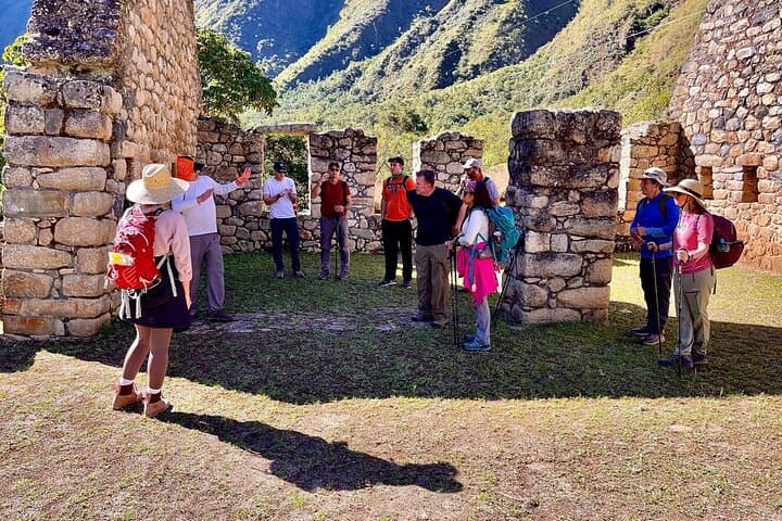 Classic Inca Trail 4-Day Trek to Machu Picchu photo 5
