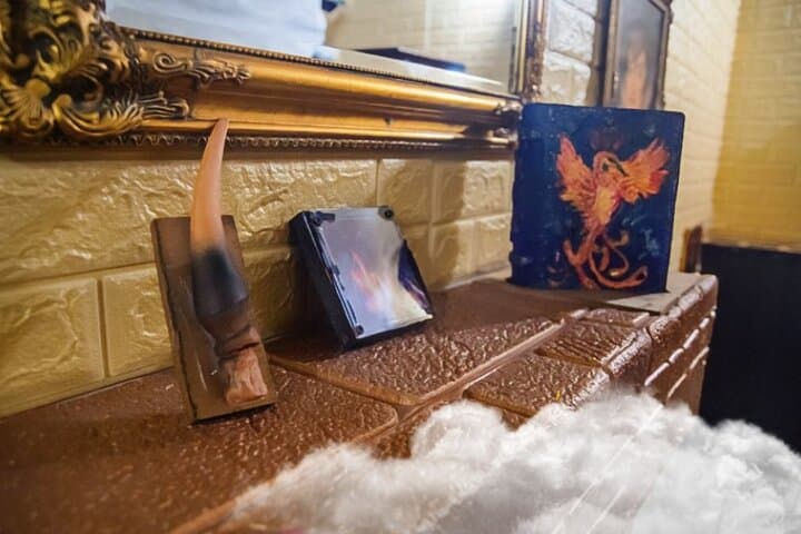 Private Escape Rooms in Budapest: LockedMeIN Adventures in District 6 & 9