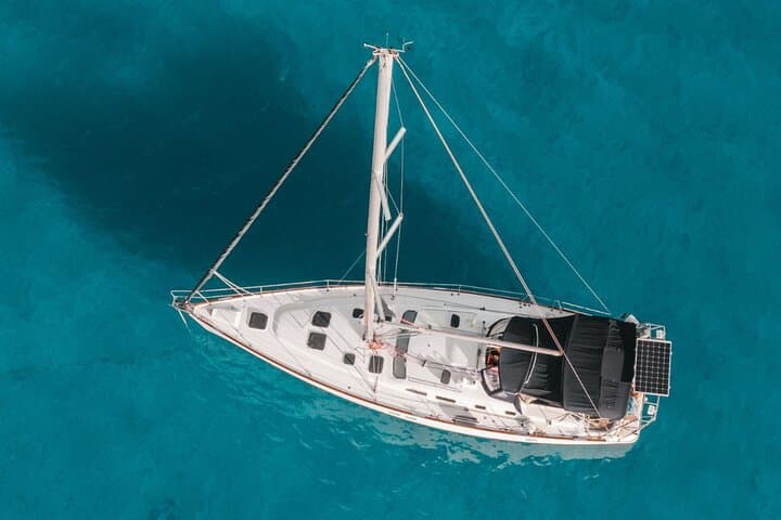 Private Sailboat Charter Puerto Banús: 2-Hour Mediterranean Escape photo 3
