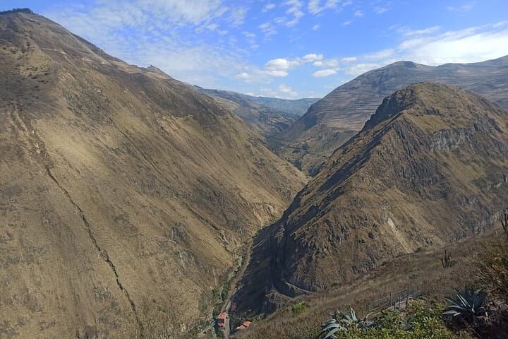 Devil's Nose Train & Ingapirca Ruins: Full-Day Hike and History from Cuenca photo 6