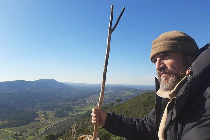 Cheese Walk with a Goat Shepherd in Azeitão — Arrábida Hike & Cheese Workshop photo 3