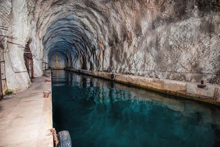 Sakarun Beach Speed Boat Tour from Zadar — Snorkel Sunken Ship & Military Tunnels photo 4