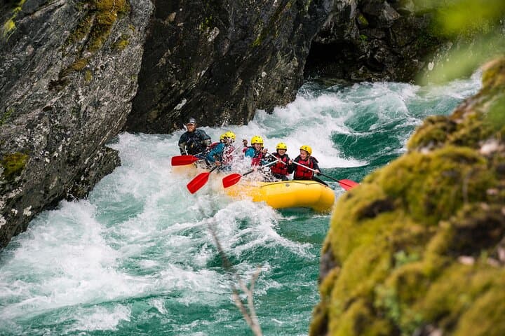 Rafting Valldal: Thrilling Grade-3 Whitewater on the Valldøla River