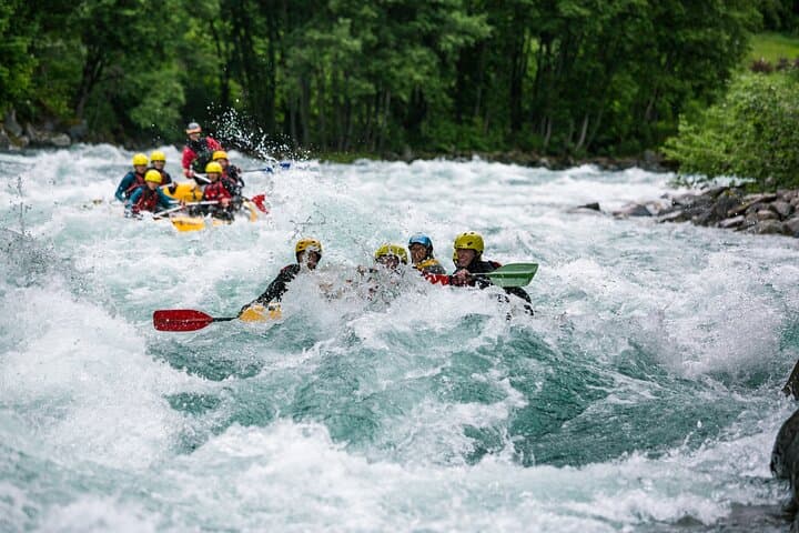 Rafting Valldal: Thrilling Grade-3 Whitewater on the Valldøla River photo 4