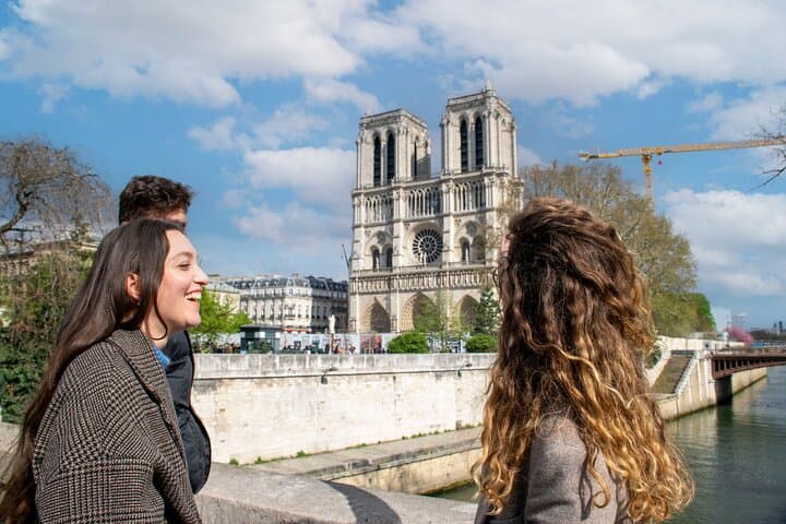 One-Day Paris Walking Route: Sacré-Coeur to the Eiffel Tower photo 4