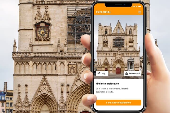 Lyon Scavenger Hunt: Self-Guided Walking Tour of Vieux Lyon and City Sights