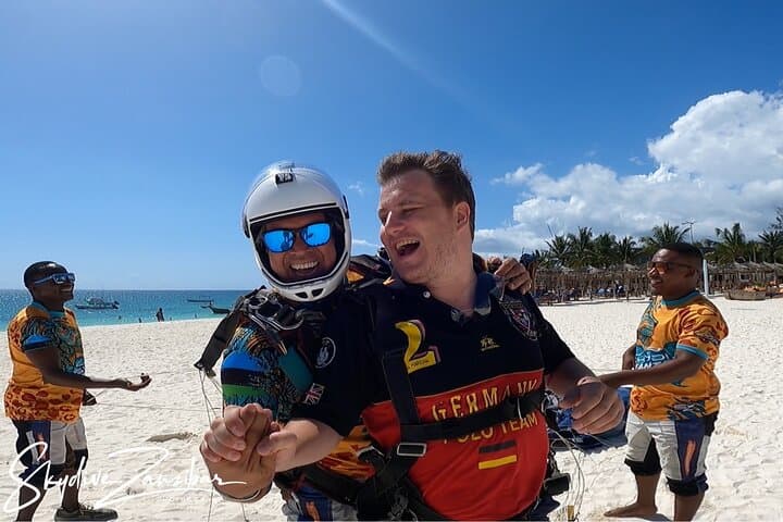 Tandem Skydive Over Zanzibar: 10,000-ft Jump to Kendwa Beach photo 6
