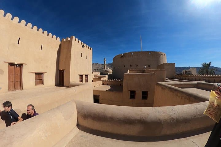 2-Day Private Nizwa Tour: Friday Market, Jabrin Castle & Jabal Al Akhdar