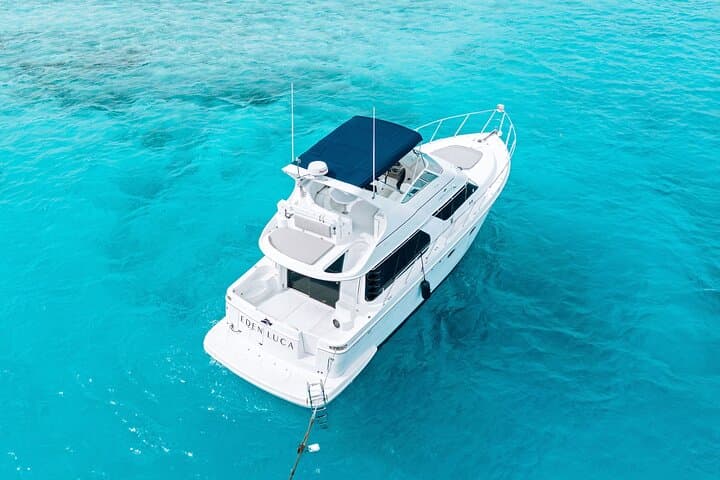 Private Luxury Yacht Charter in Aruba: Eden-Luca 45ft Cruise & Snorkel photo 4