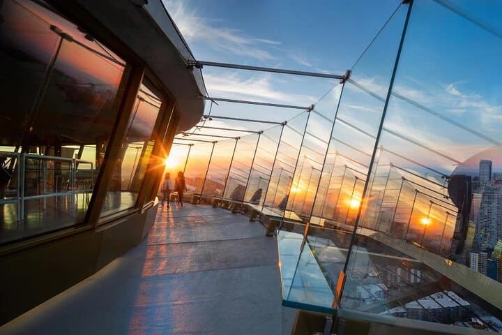 Seattle 2-Day Tour from Vancouver: Space Needle, Pike Place & Museum of Flight photo 4