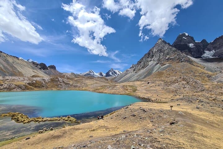 7 Lagoons of Ausangate: Private Full-Day Trek from Cusco photo 2