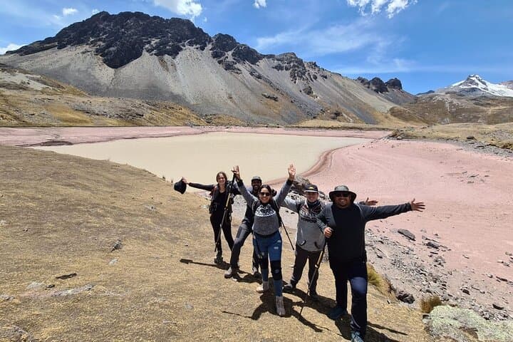7 Lagoons of Ausangate: Private Full-Day Trek from Cusco photo 5