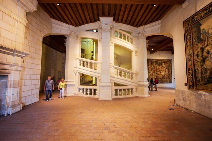 Chenonceau & Chambord Day Tour from Tours — Full-Day Loire Valley Castles photo 4