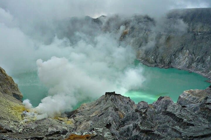 Mount Ijen Blue Fire Overnight Trek from Bali — Volcano Crater & Sunrise Hike photo 2